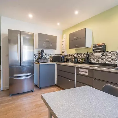 Chambre 26M - Salon Et Kitchenette Prive - Wifi Woippy Exterior foto