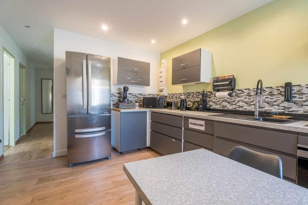 Homestay 26m - Salon Et Kitchenette Prive - Wifi *